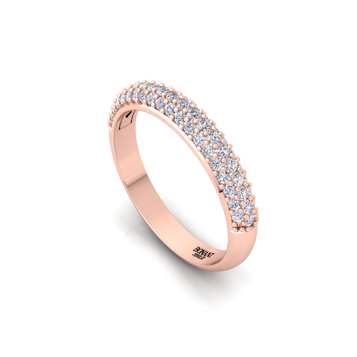 תכשיט יוקרתי לנשים עם יהלומים לבנים תכשיט יוקרתי לנשים עם יהלומים לבנים