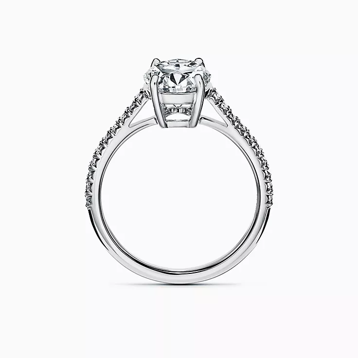 טבעת אירוסין אובל יהלום מעבדה